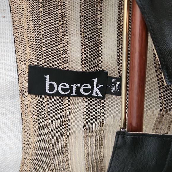 Berek Top - Picture 2 of 5